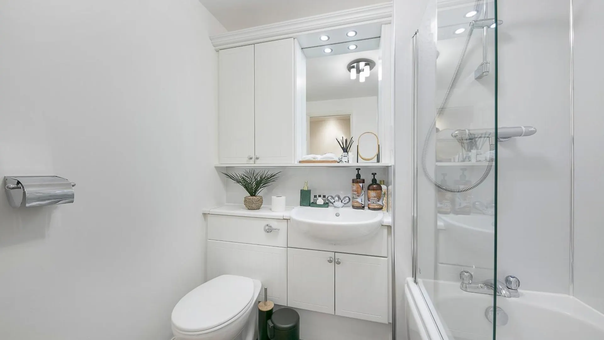 Dee Street Suite - Grampian Lettings Ltd Aberdeen 0*,