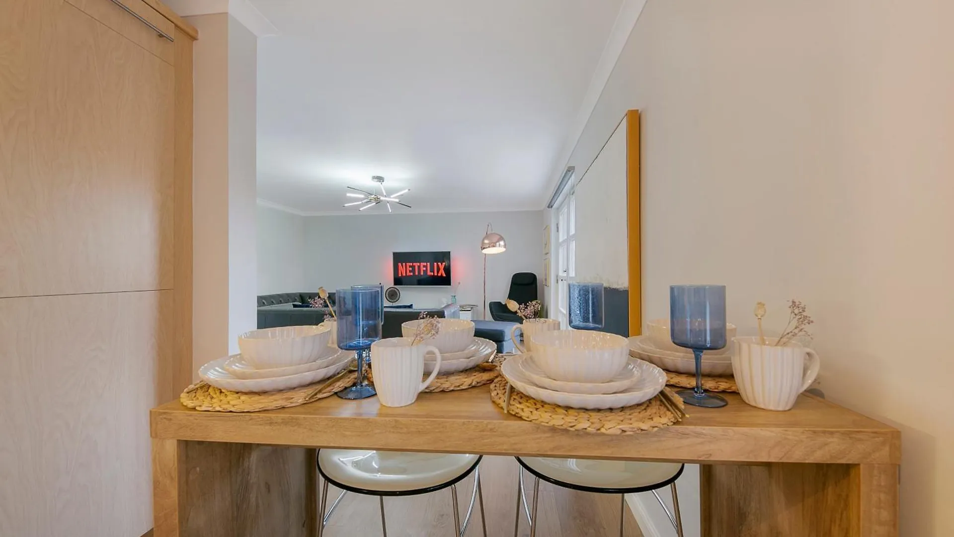 Dee Street Suite - Grampian Lettings Ltd Aberdeen 0*,  United Kingdom