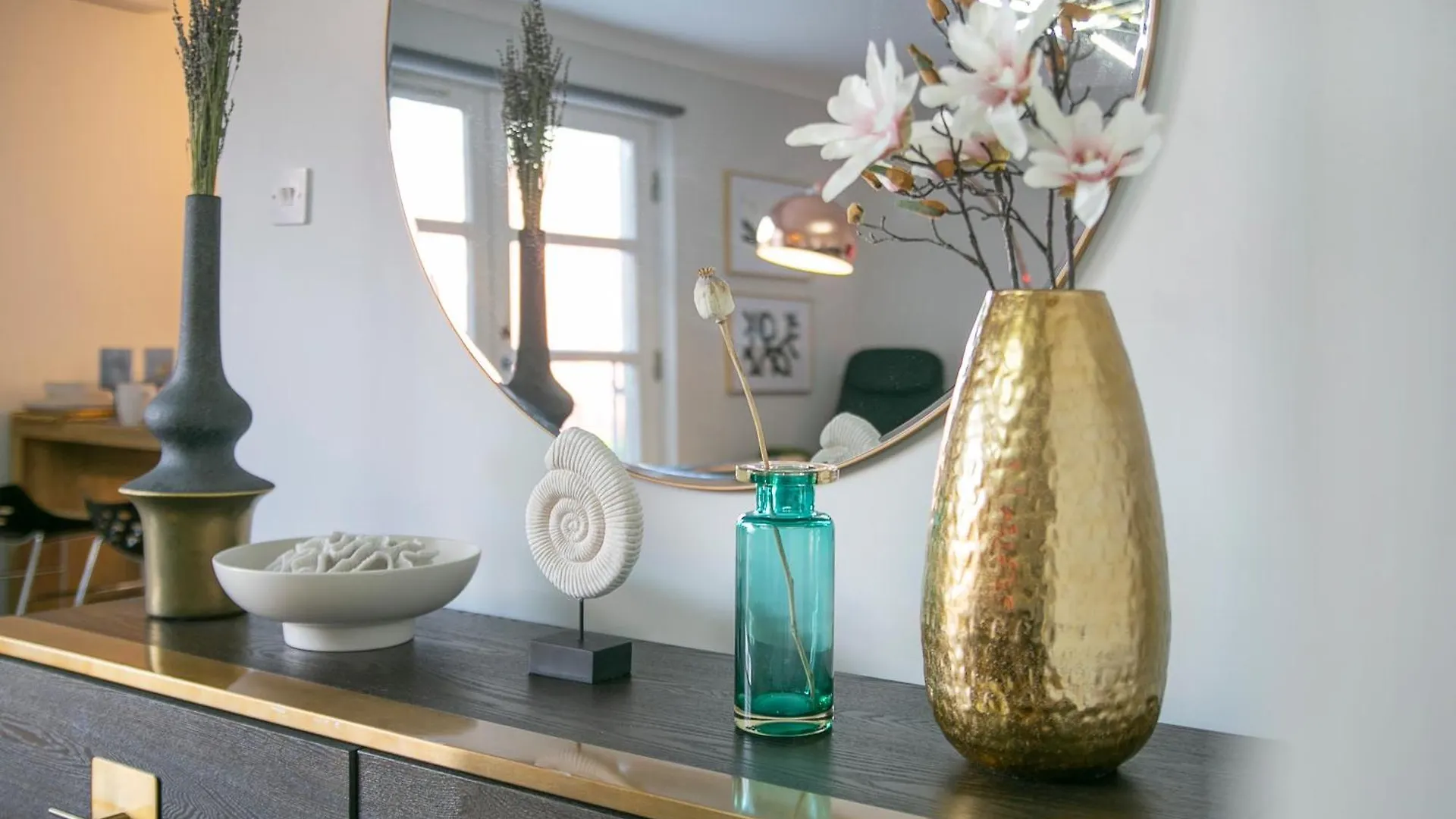 Dee Street Suite - Grampian Lettings Ltd アバディーン